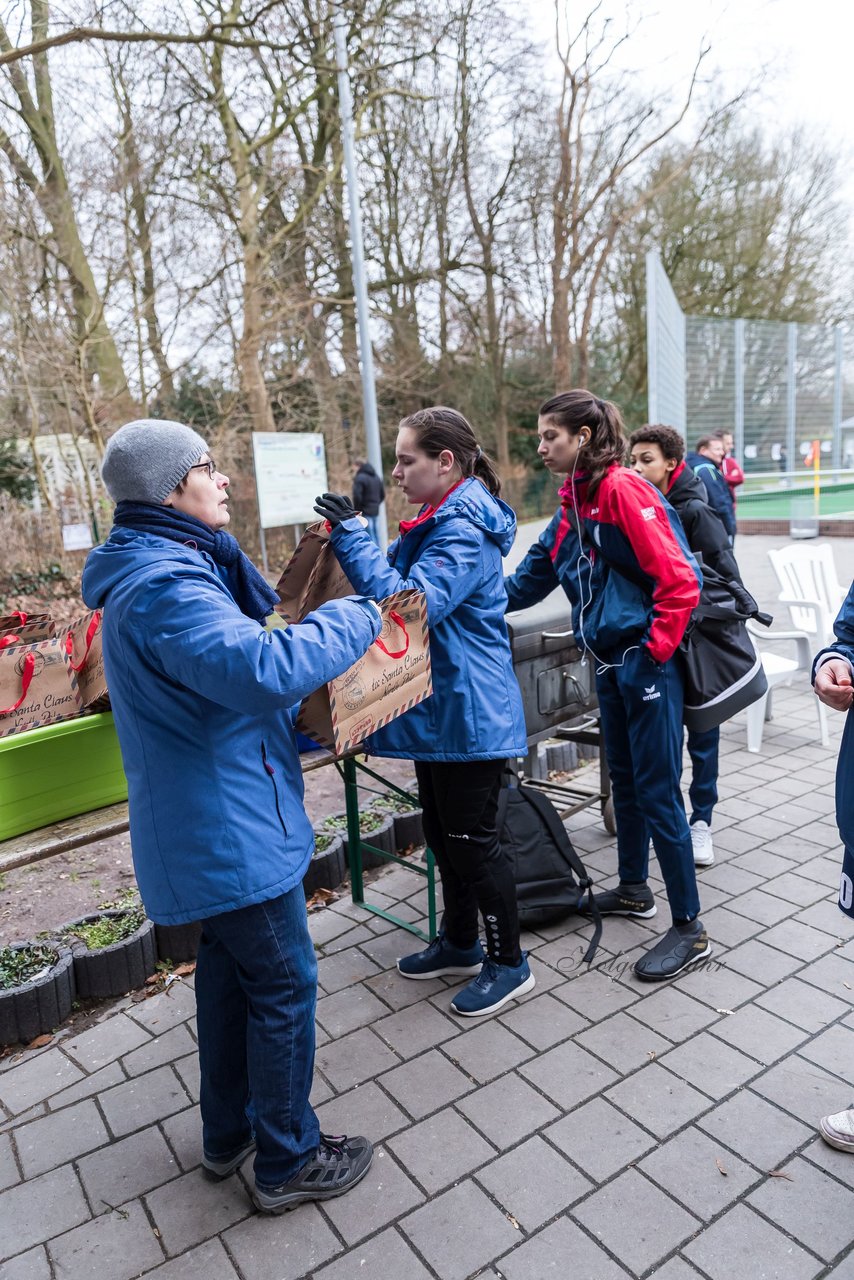 Bild 385 - wBJ VfL Pinneberg - St. Pauli : Ergebnis: 7:0 (Abbruch)